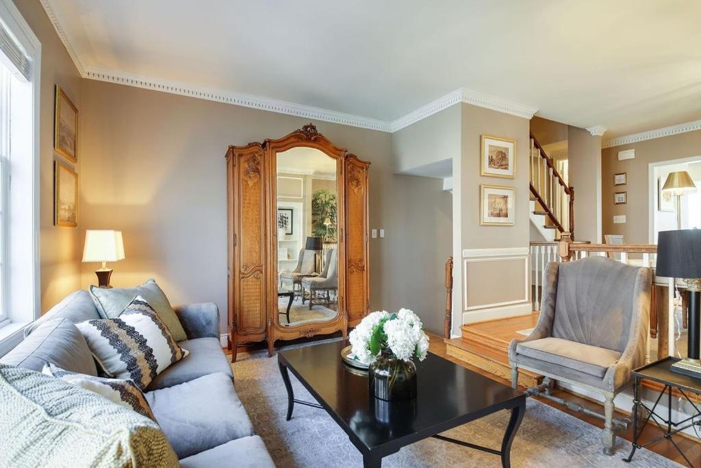 The Lafayette Villa Alexandria Bagian luar foto
