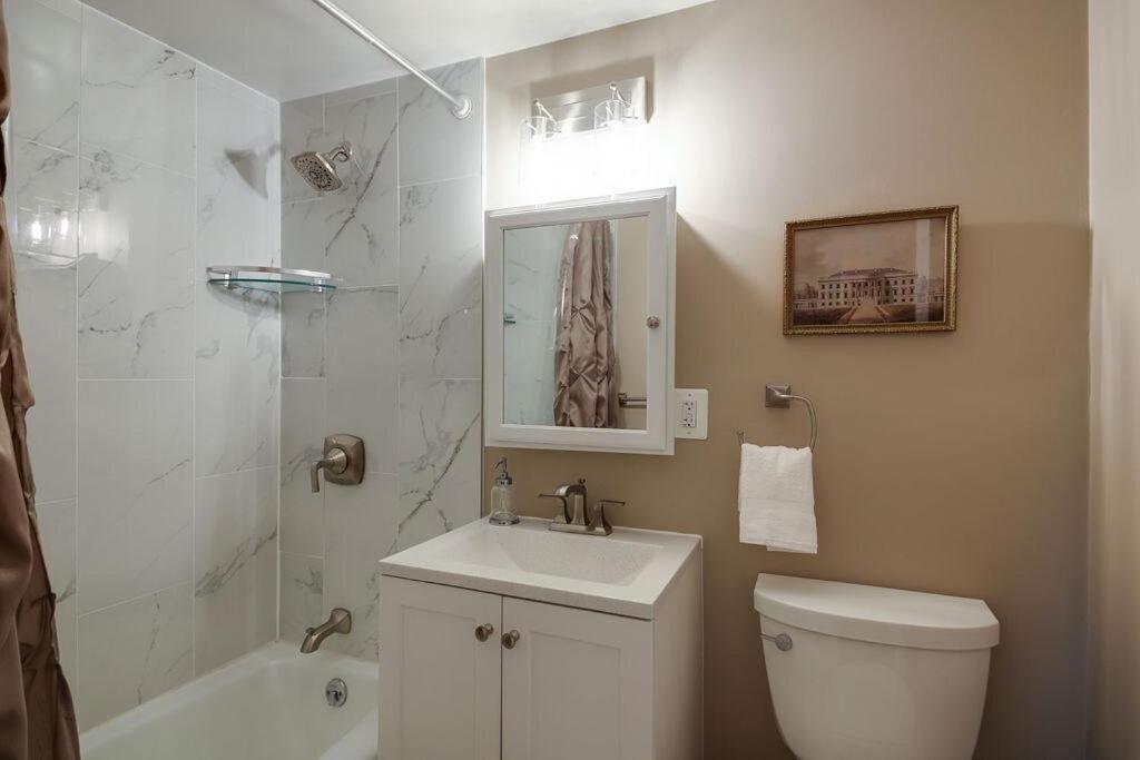 The Lafayette Villa Alexandria Bagian luar foto