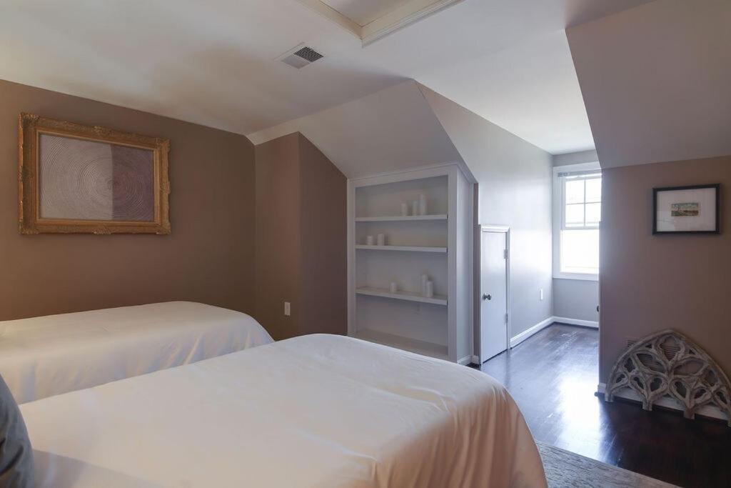 The Lafayette Villa Alexandria Bagian luar foto